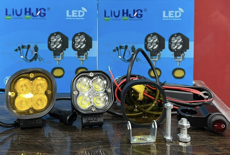 HJG Cree 4x4 LED Mini with Wiring Harness and Switch - advstore.pk